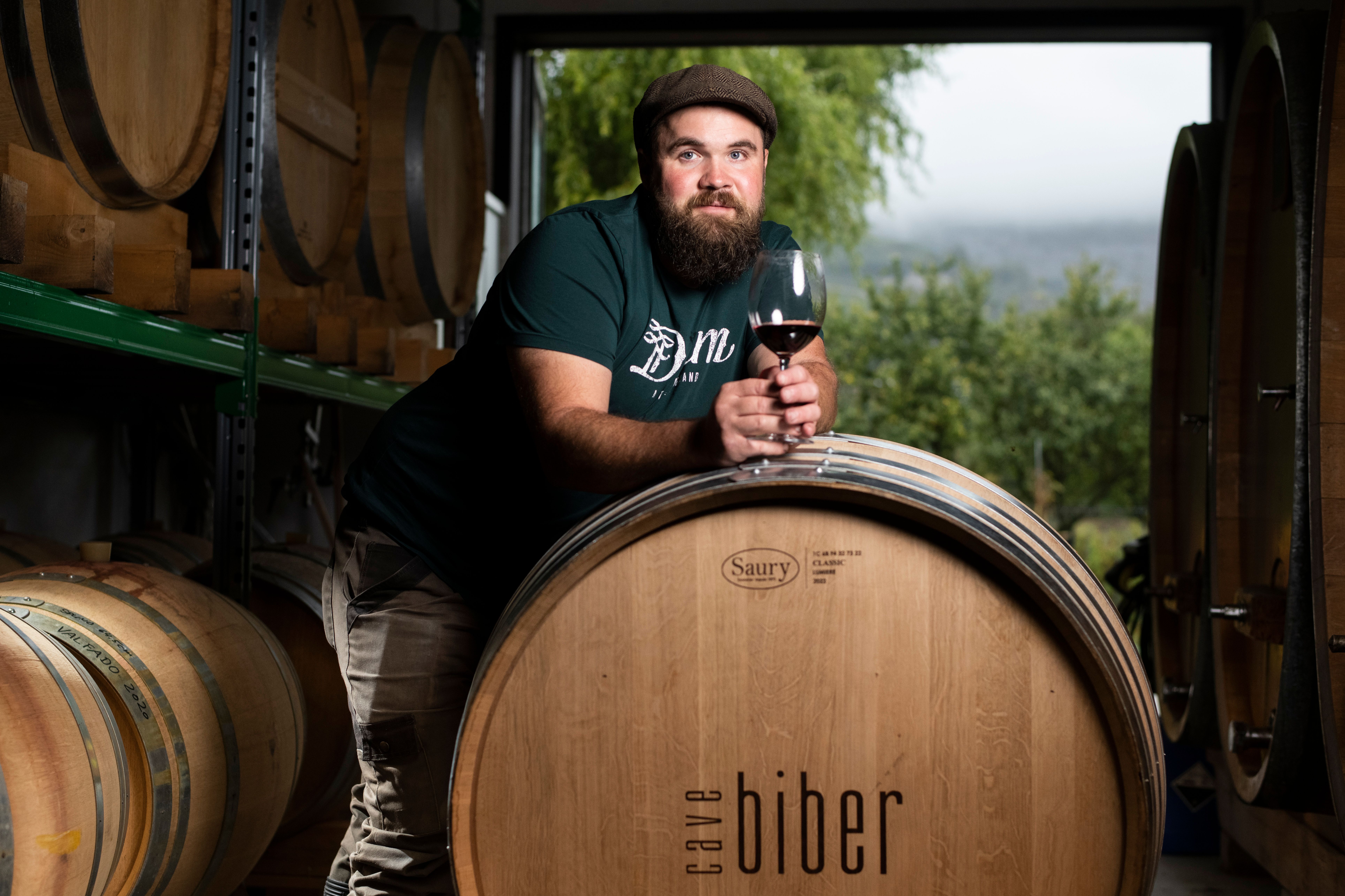 Cave Biber - portrait.jpg