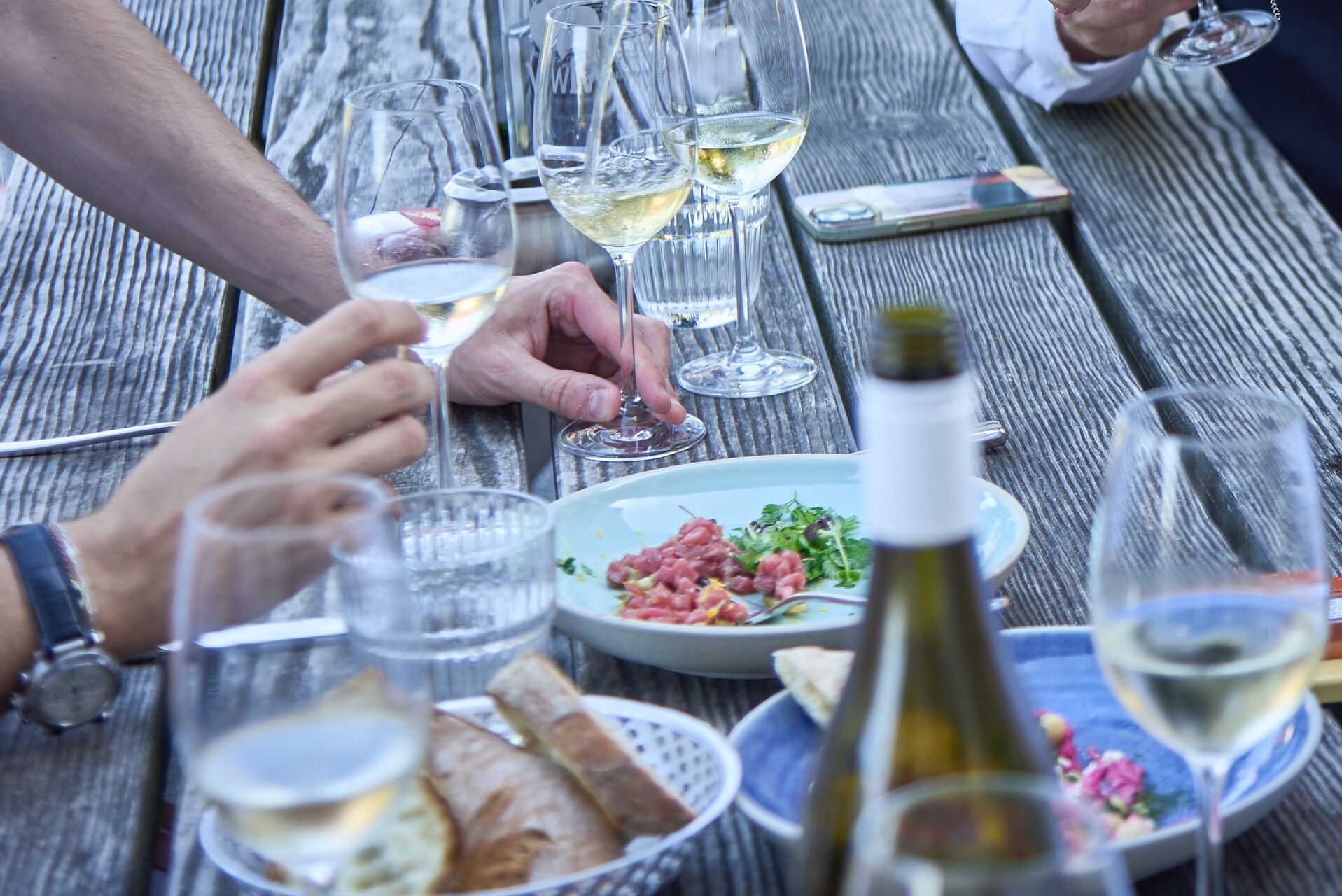 Schweizer Wein im Sommer